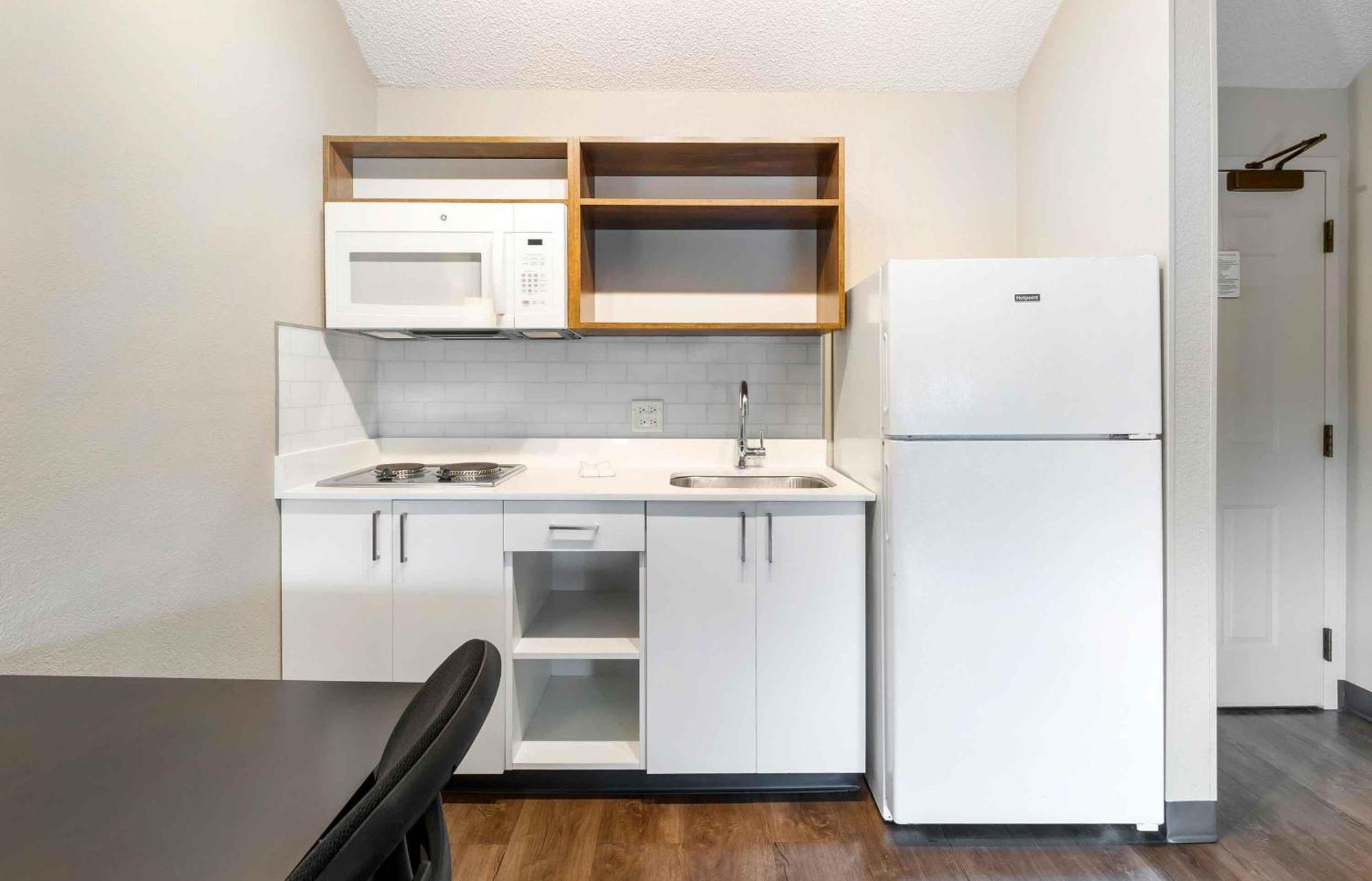 Superior Studio with 2 Double Beds and 1 Sofa Bed - Non-Smoking,1688818712:JPEG
